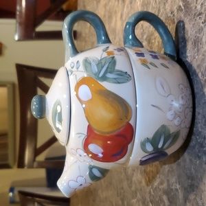 Gibson Home Ceramic Fruit Teapot